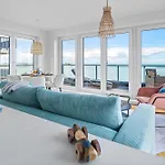 Blue Sky - Exklusives Penthouse Mit Freiem Blick Auf Ostsee *