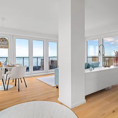 Blue Sky - Exklusives Penthouse Mit Freiem Blick Auf Ostsee Apartamento Olpenitz