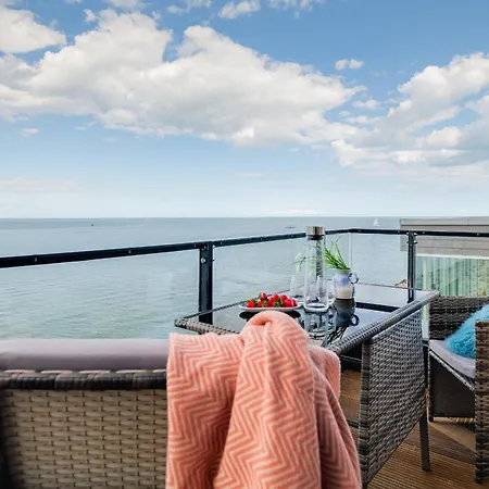 Blue Sky - Exklusives Penthouse Mit Freiem Blick Auf Ostsee *